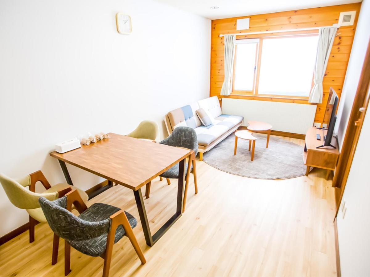 Rusutsu Lodges Pension Lilla Huset Нисэко Экстерьер фото