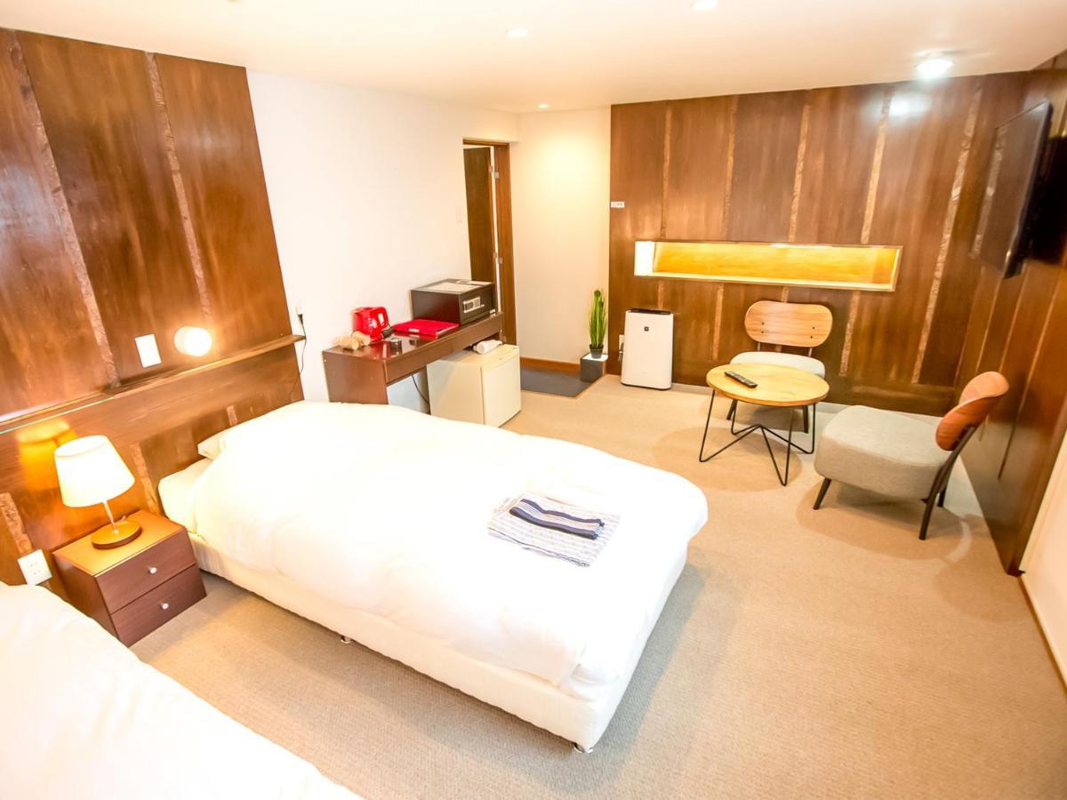 Rusutsu Lodges Pension Lilla Huset Нисэко Экстерьер фото
