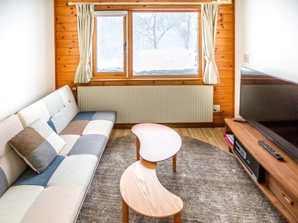 Rusutsu Lodges Pension Lilla Huset Нисэко Экстерьер фото